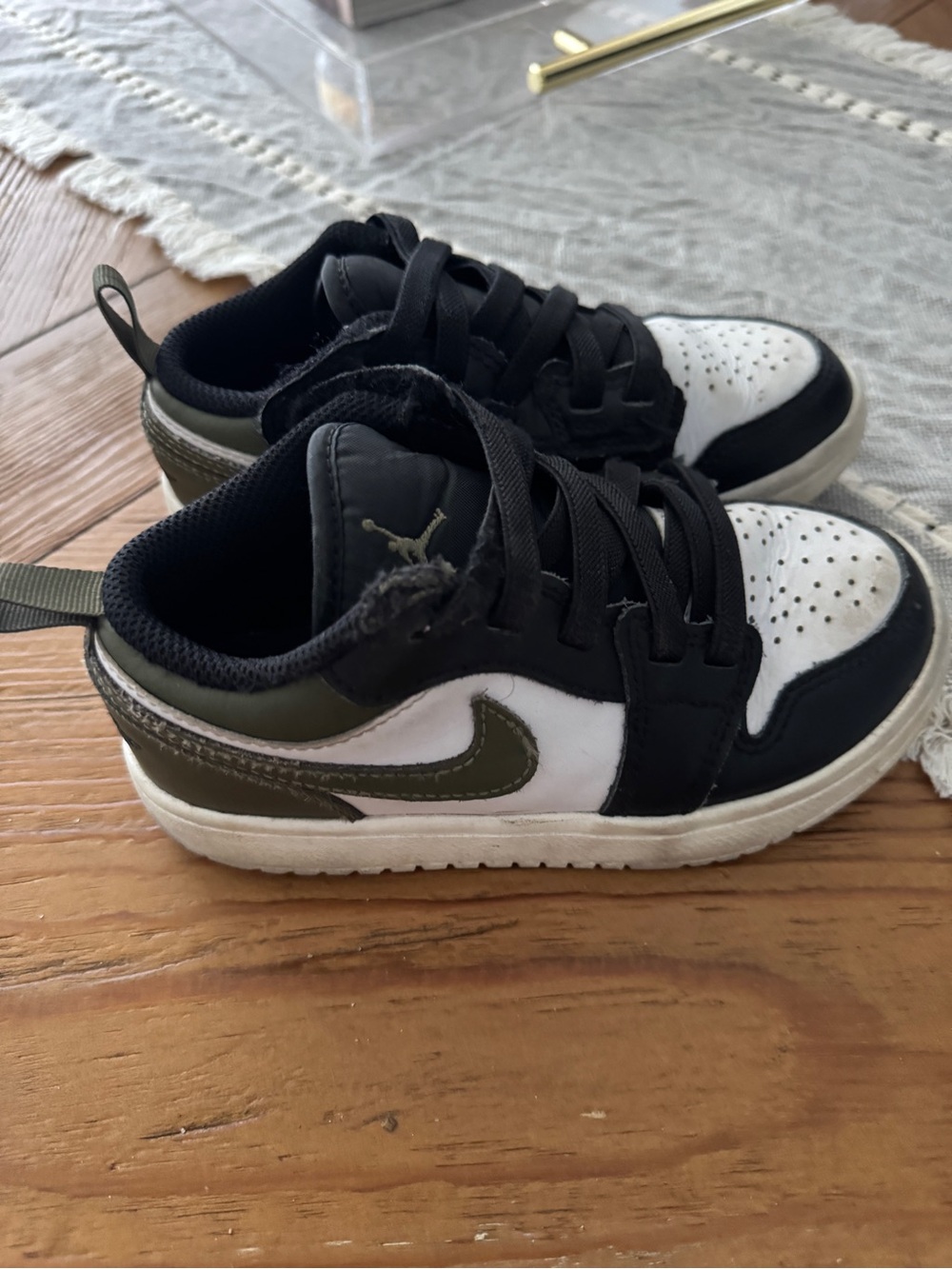 Nike Green Air Jordan 1 Low Sneakers Size 12C